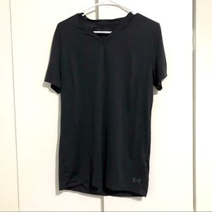 Under Amour Dri-Fit V-Neck - Medium